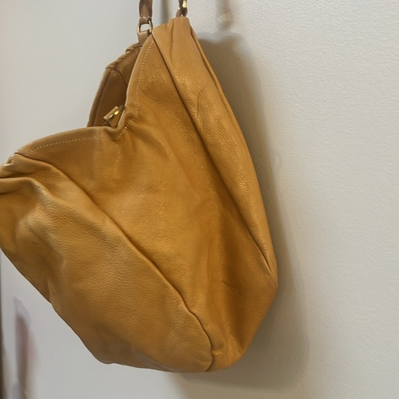 Prada - vintage casual tote - Picture 5 of 7